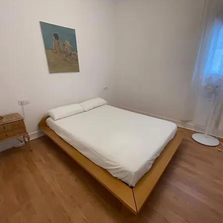 Apartment Barcelona Besos 15 To Plaza Cataluna *